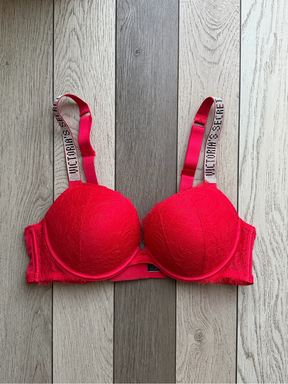 Victoria's Secret Red Lace Push-Up Bra with Branded Straps 38B